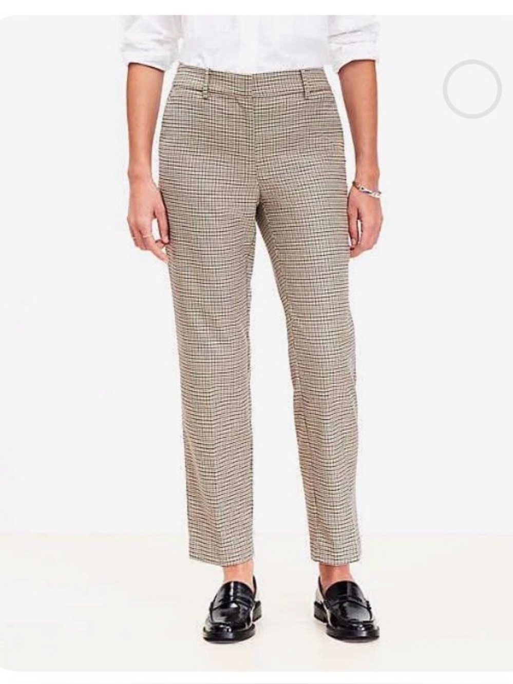 LOFT Women’s Curvy Riviera Slim Fit Pants
Cranberry Plaid Ankle Pants – Size 10